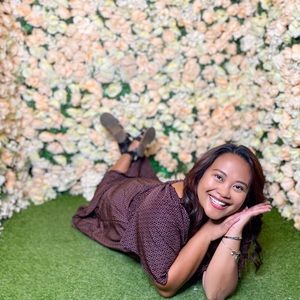 Meet your Posher, Sharon